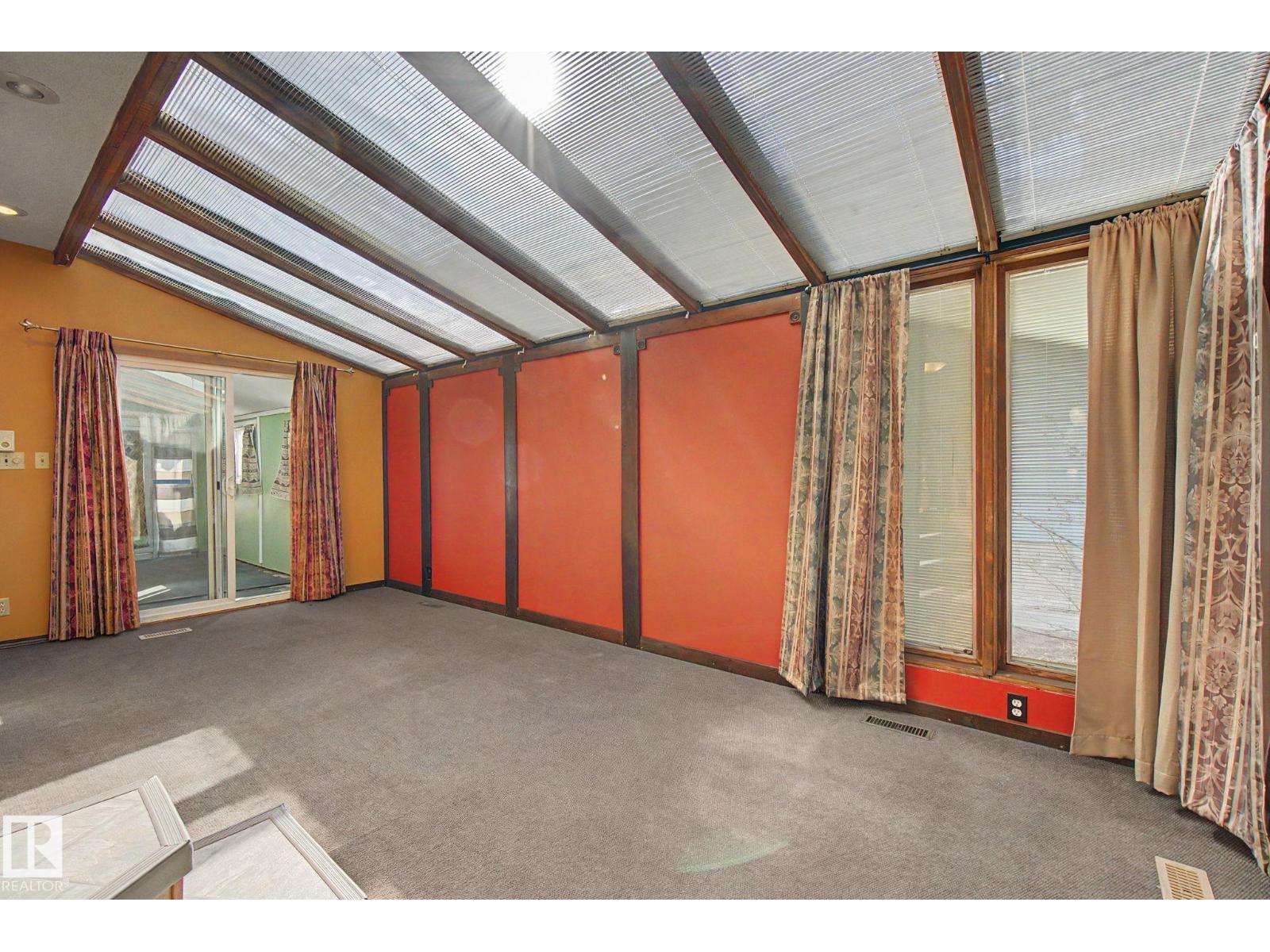 6223 139 AV NW, Edmonton