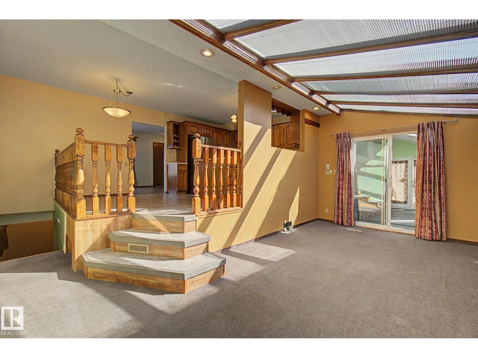 6223 139 AV NW, Edmonton