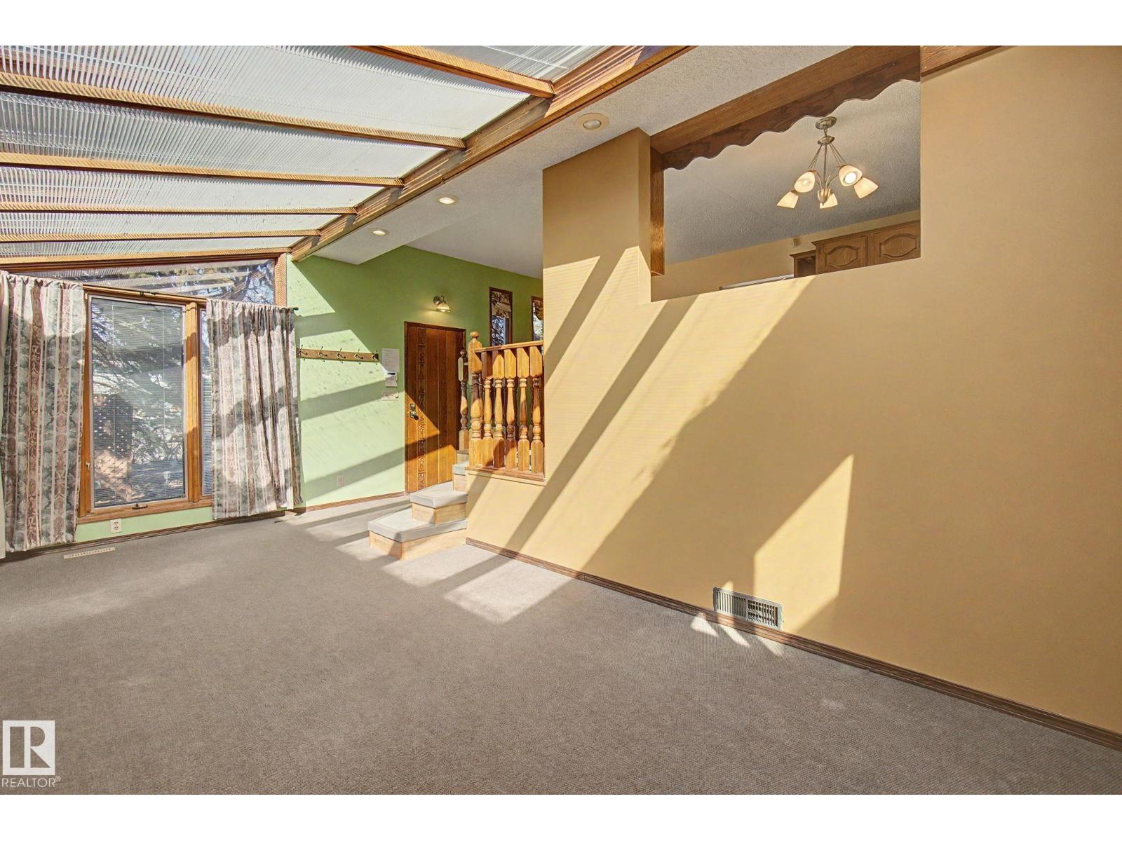 6223 139 AV NW, Edmonton