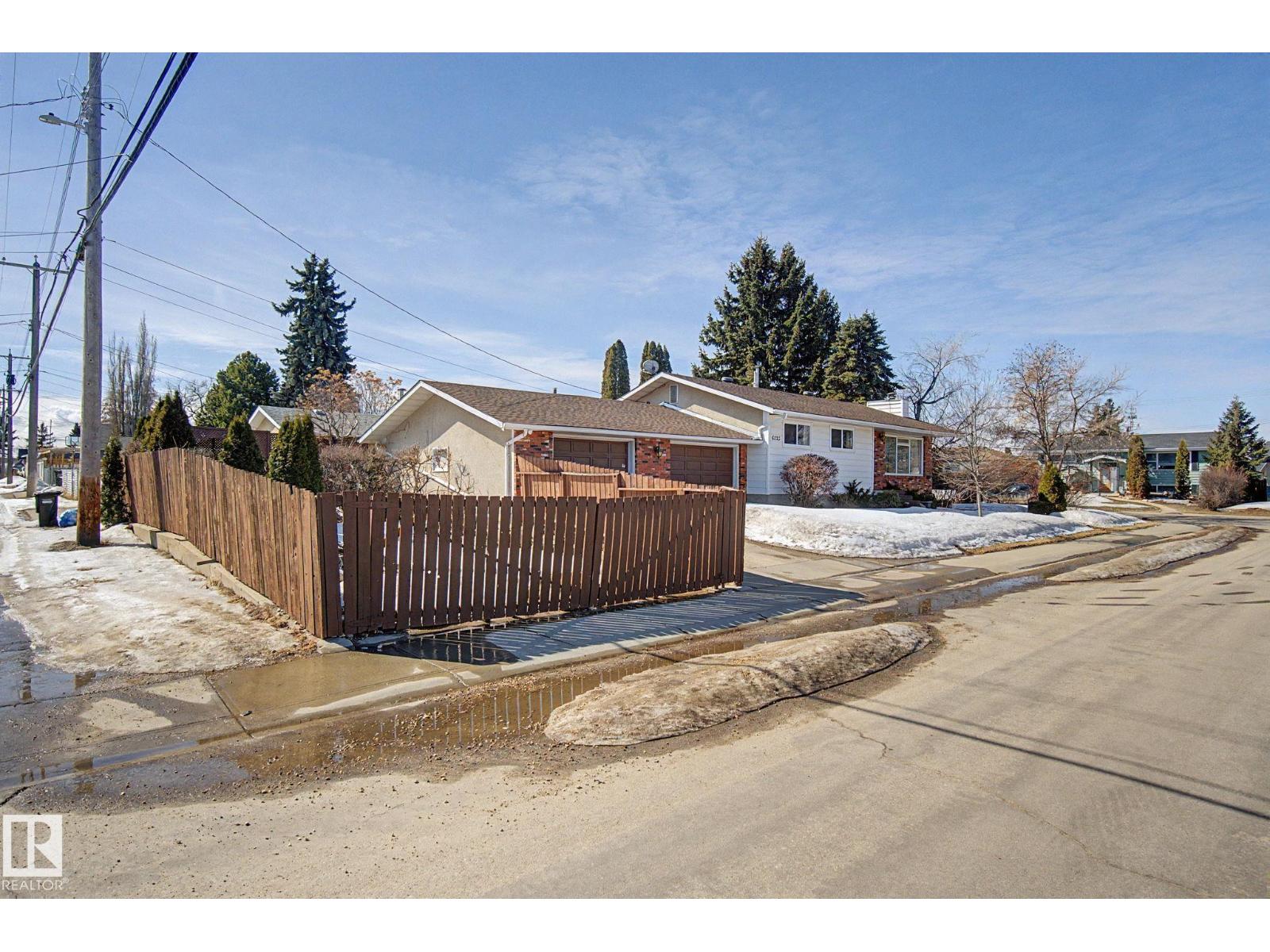 6223 139 AV NW, Edmonton