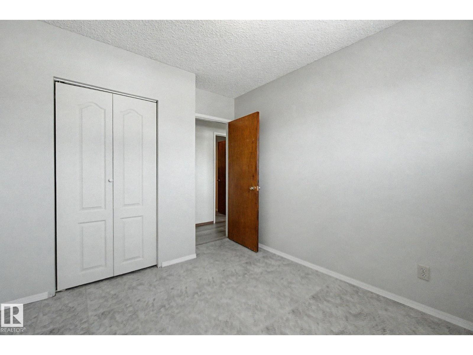 6223 139 AV NW, Edmonton