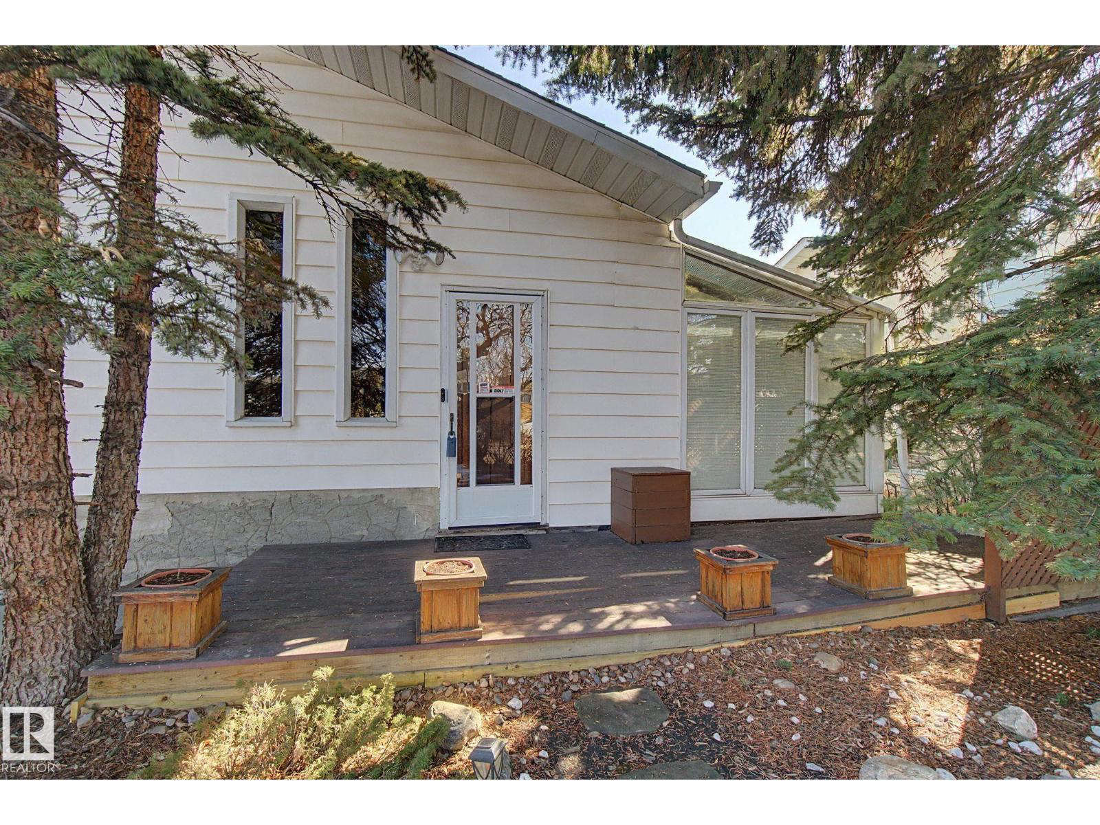 6223 139 AV NW, Edmonton