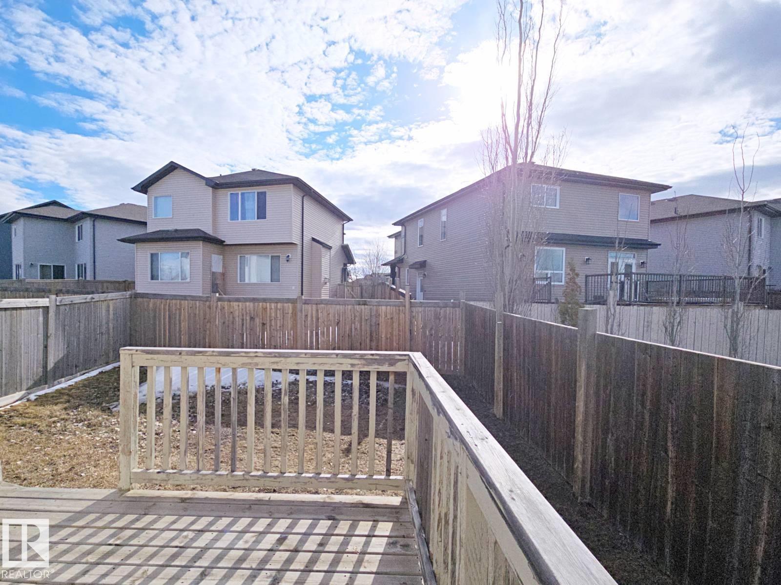 11525 18A AV SW, Edmonton