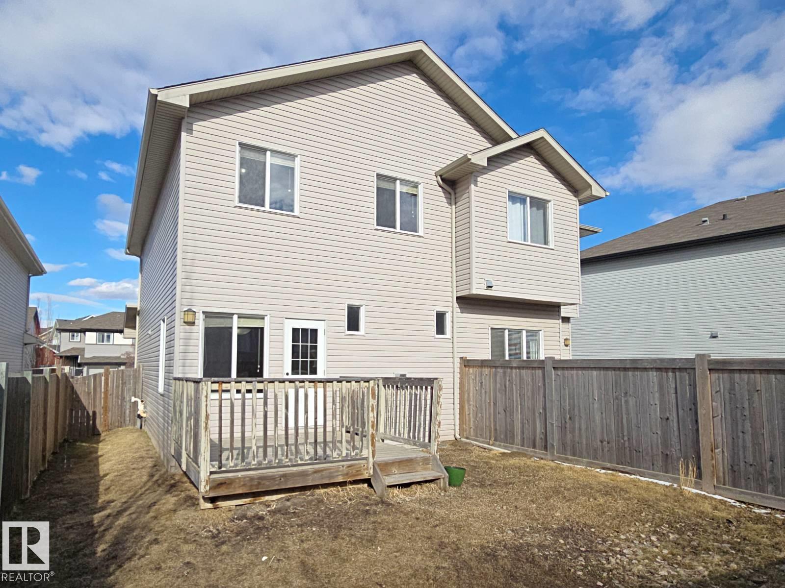 11525 18A AV SW, Edmonton