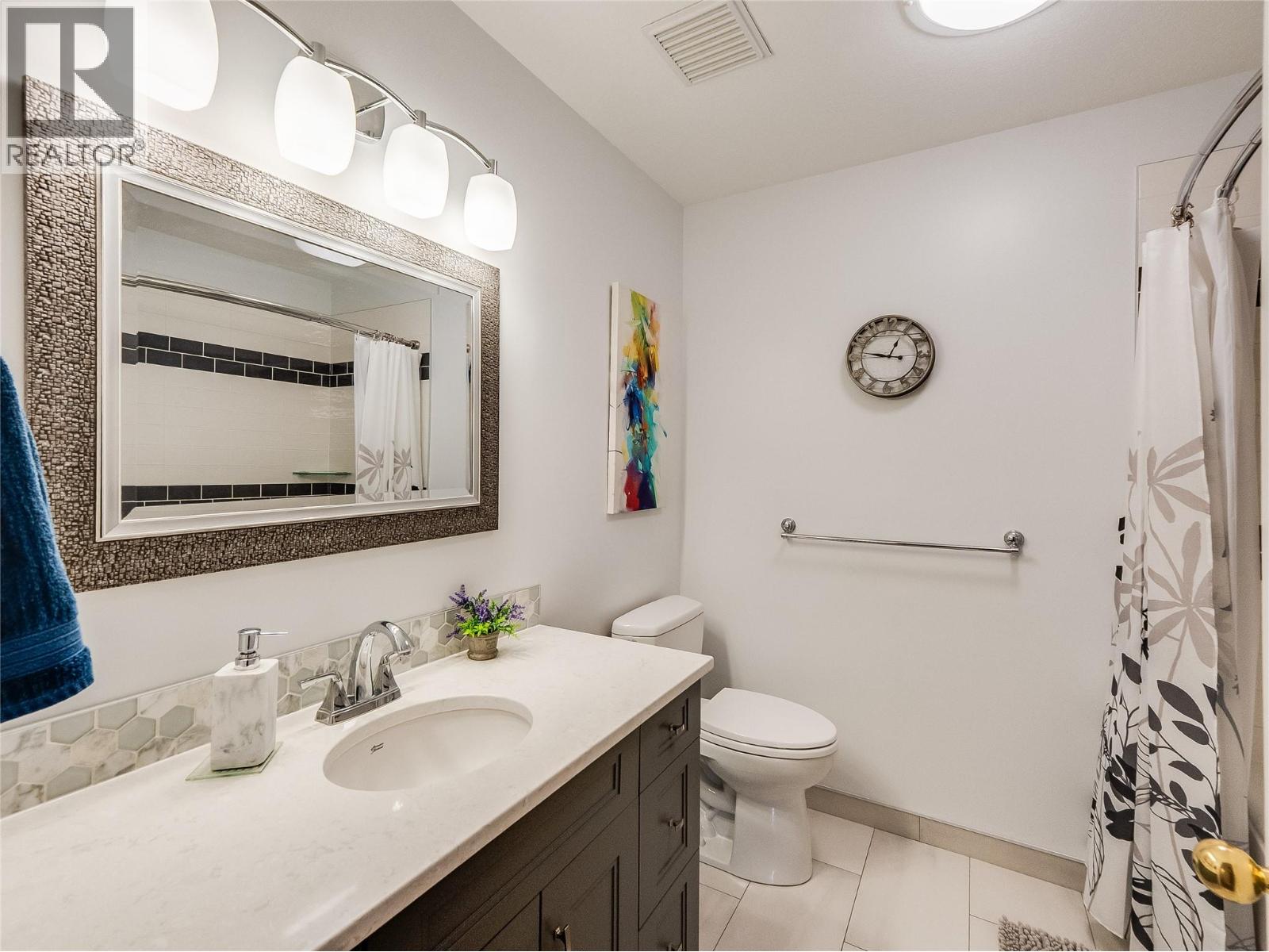 113 CEDAR AVENUE - 15