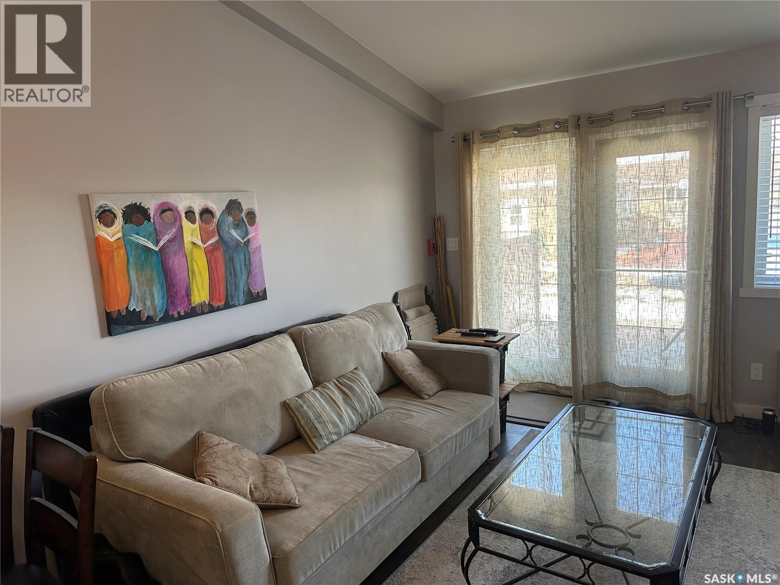 #32 1250 AARO AVENUE - 4