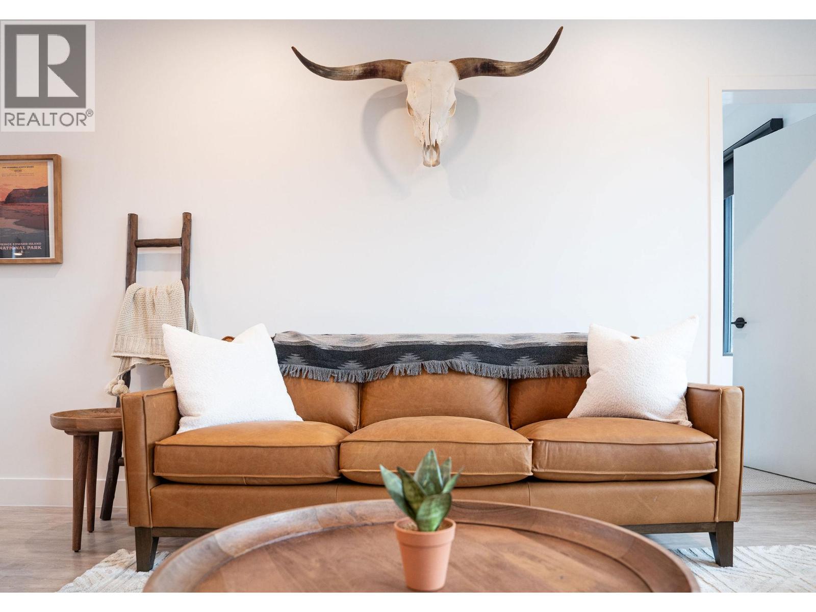 #4201 1701 COURSIER AVENUE - 8