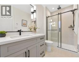 3 930 Falaise Cres, Saanich, BC V8Y1A3 Photo 15