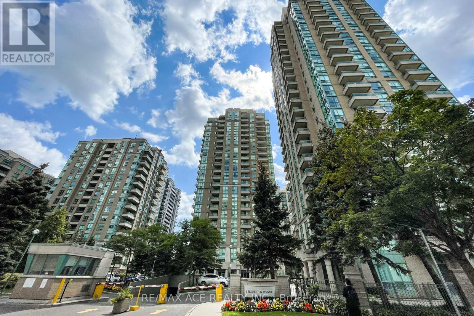 Listing photo of 2307 - 1 PEMBERTON AVENUE