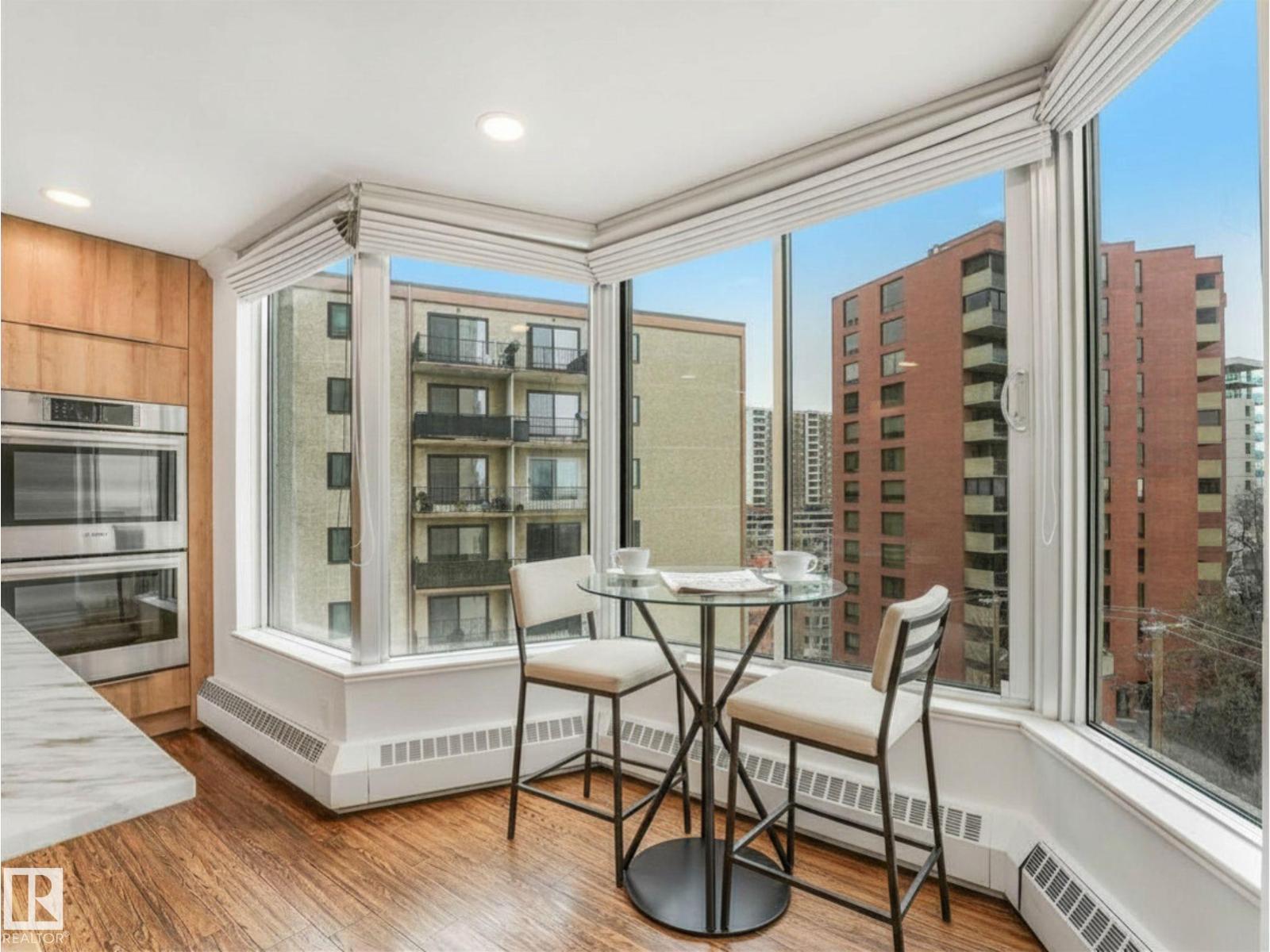 #601 11826 100 AV NW, Edmonton