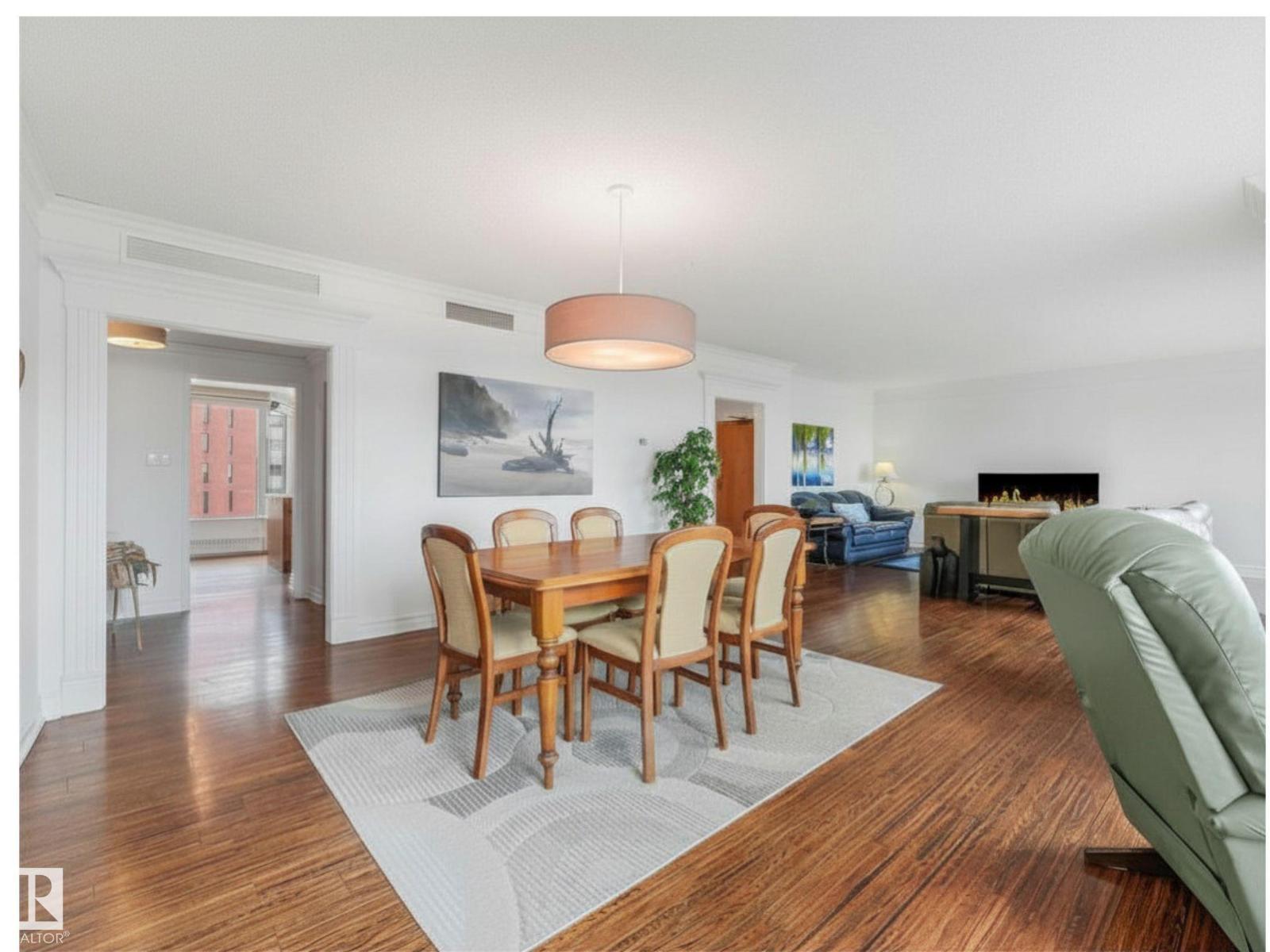 #601 11826 100 AV NW, Edmonton