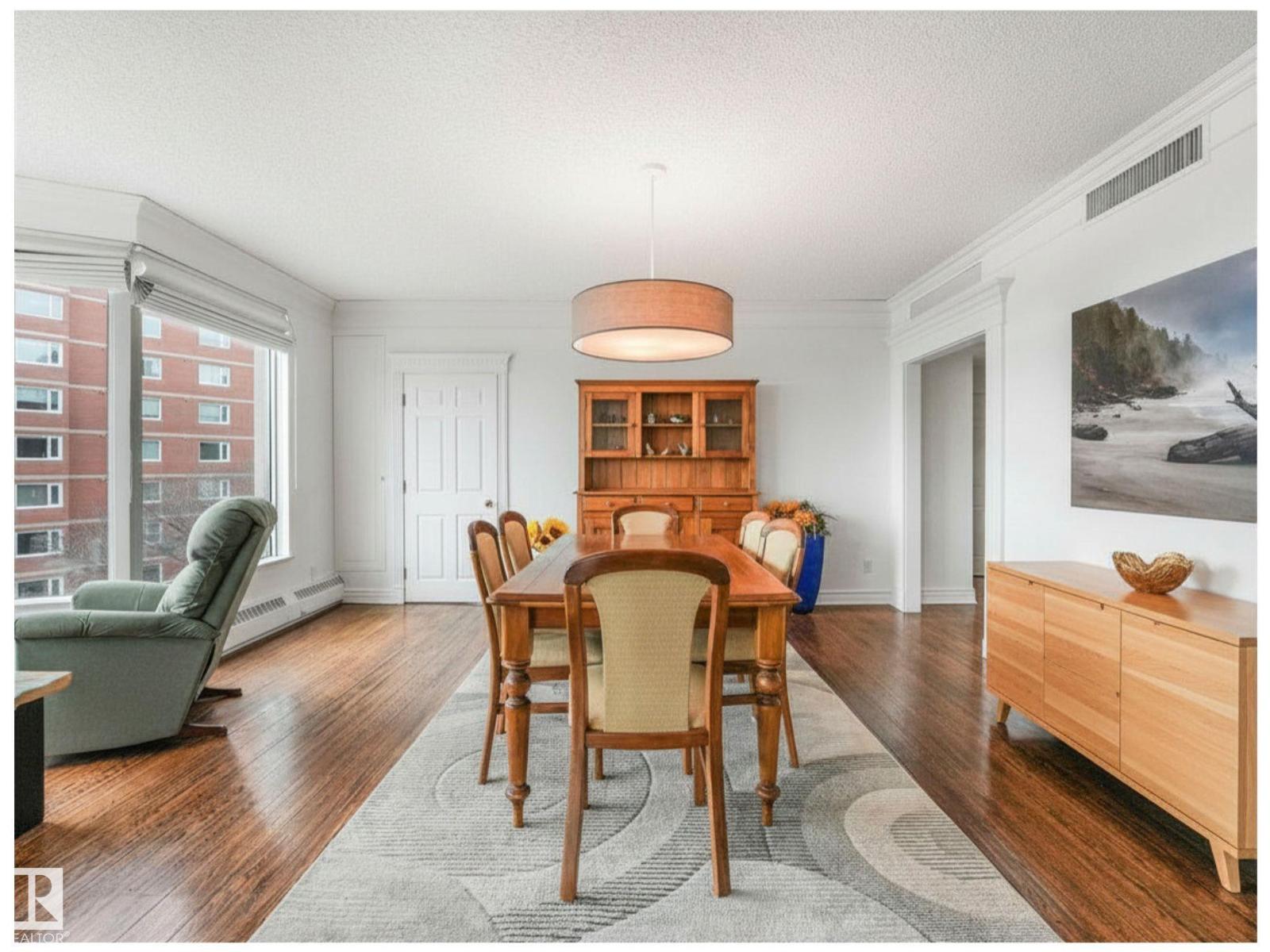 #601 11826 100 AV NW, Edmonton