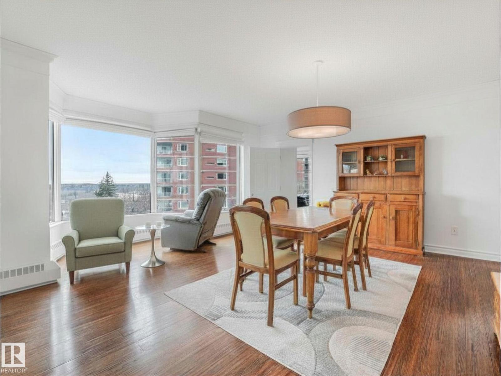 #601 11826 100 AV NW, Edmonton