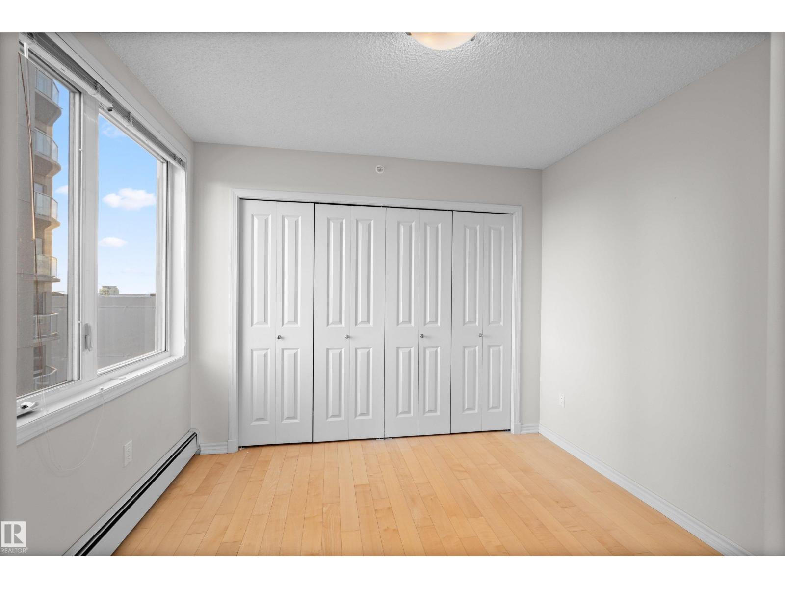 #2301 10180 104 ST NW, Edmonton