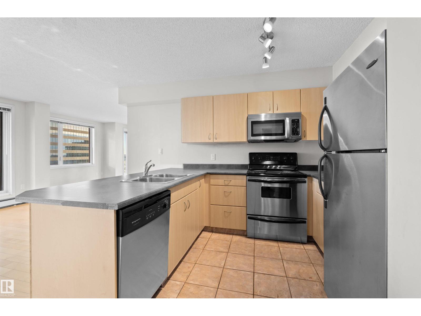 #2301 10180 104 ST NW, Edmonton