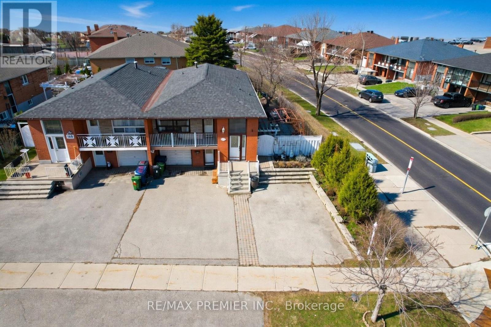 108 HISEY CRESCENT - 1