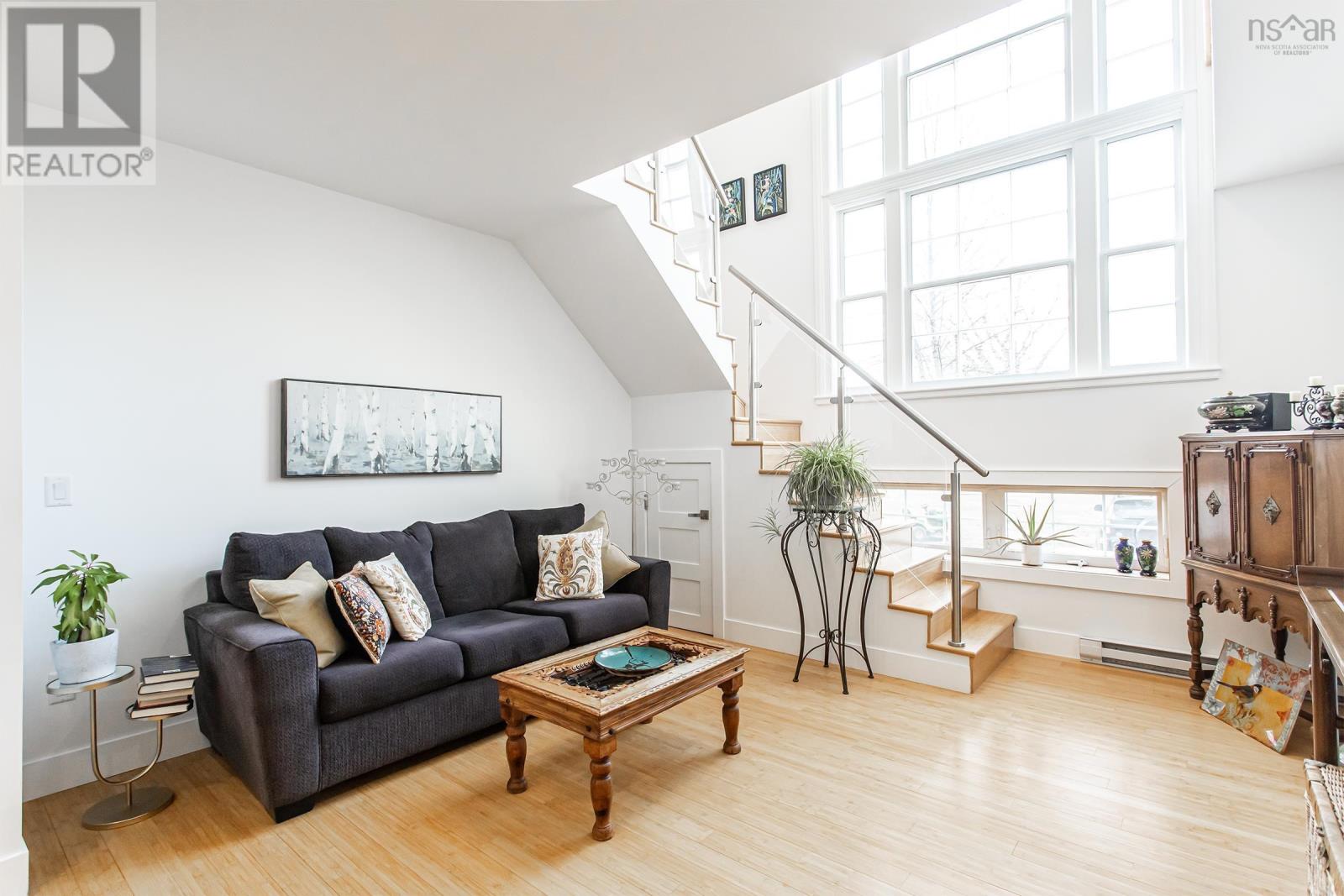 #203 151 RITCHIE STREET - 8