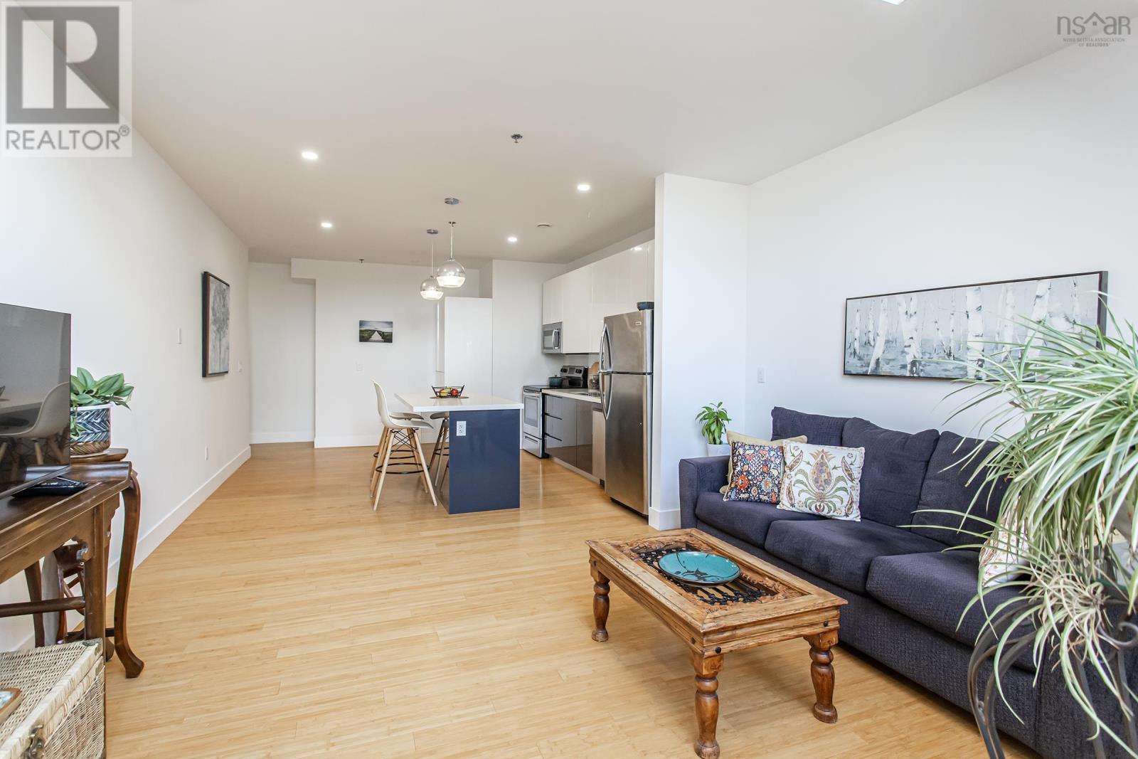 #203 151 RITCHIE STREET - 10