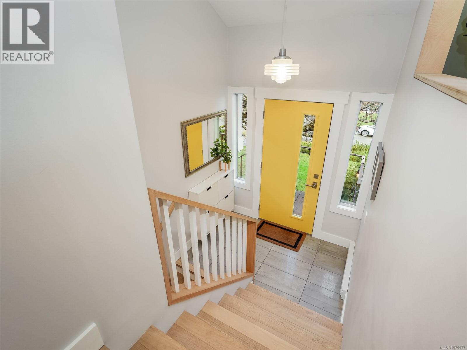 775 DRUMMOND WAY - 14