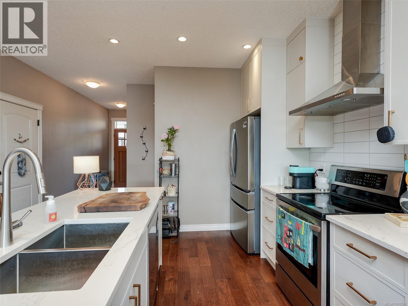 6559 ARRANWOOD DR - 8