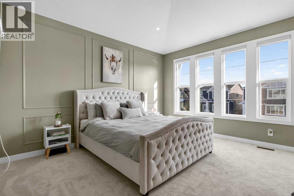 96 Emberside Glen, Cochrane