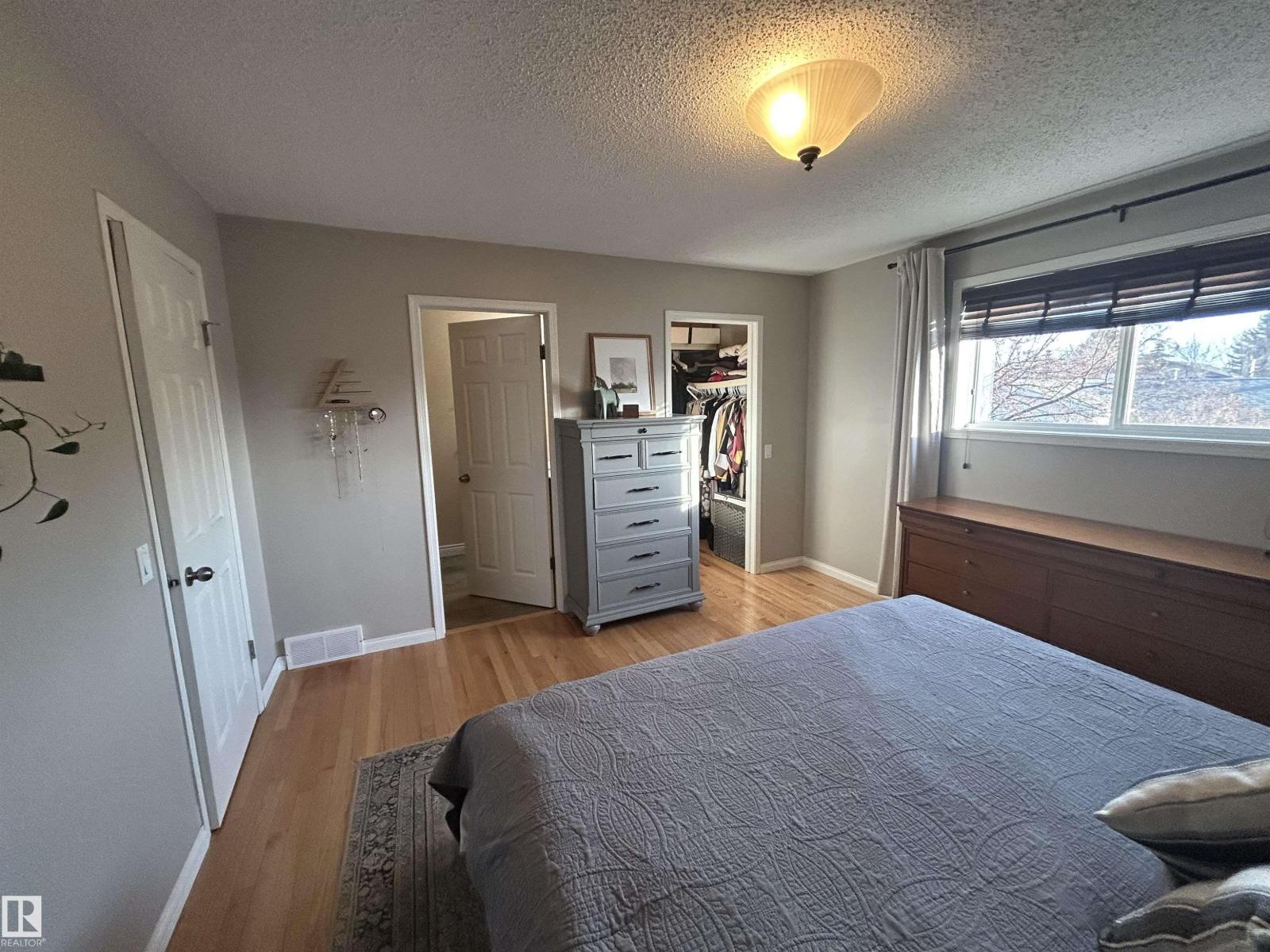 21 DURAND PL, St. Albert