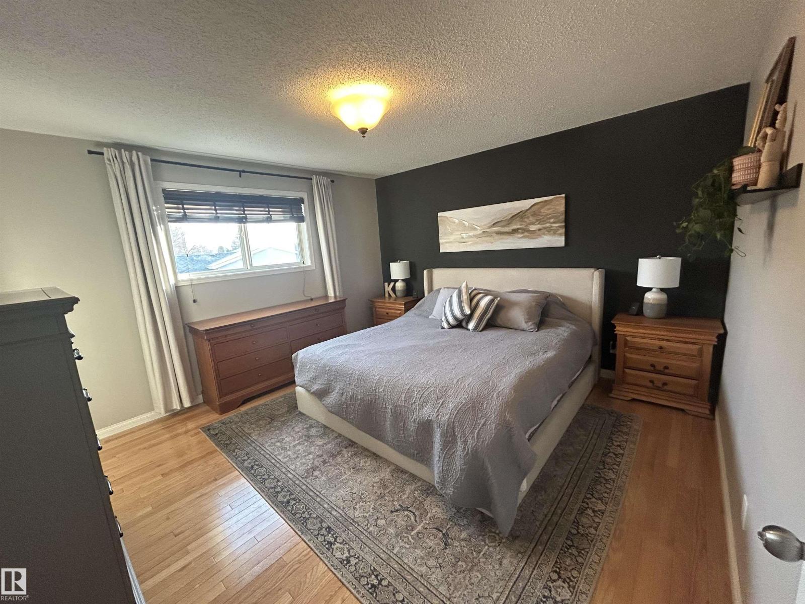 21 DURAND PL, St. Albert