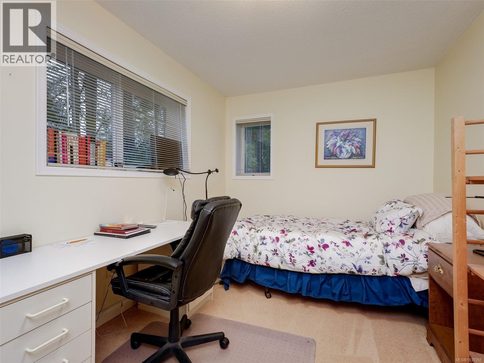 10720 DERRICK RD - 22