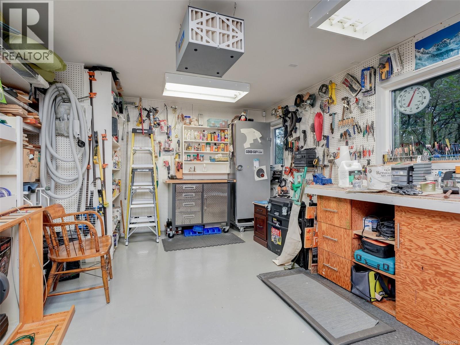 10720 DERRICK RD - 23