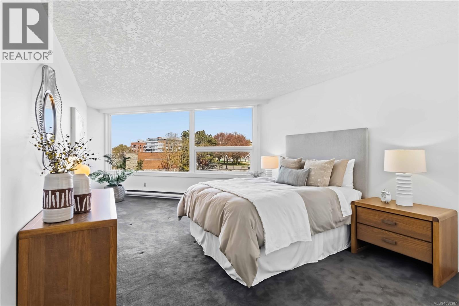 #303 1234 WHARF ST - 17