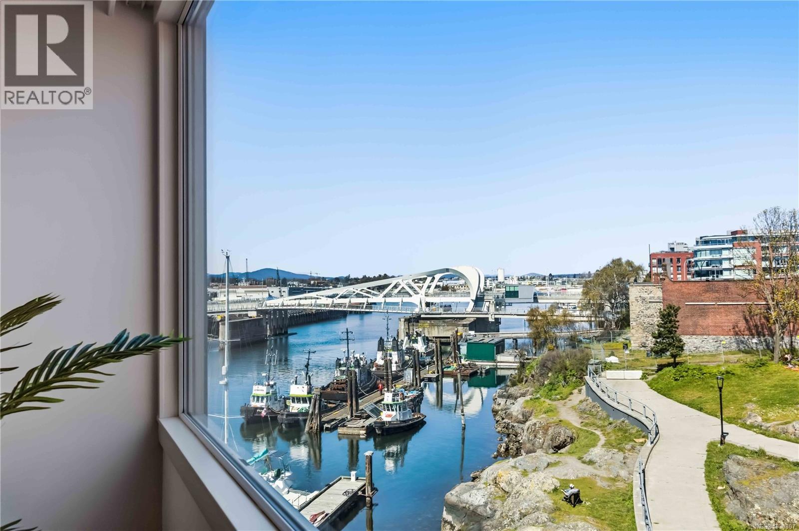 #303 1234 WHARF ST - 20