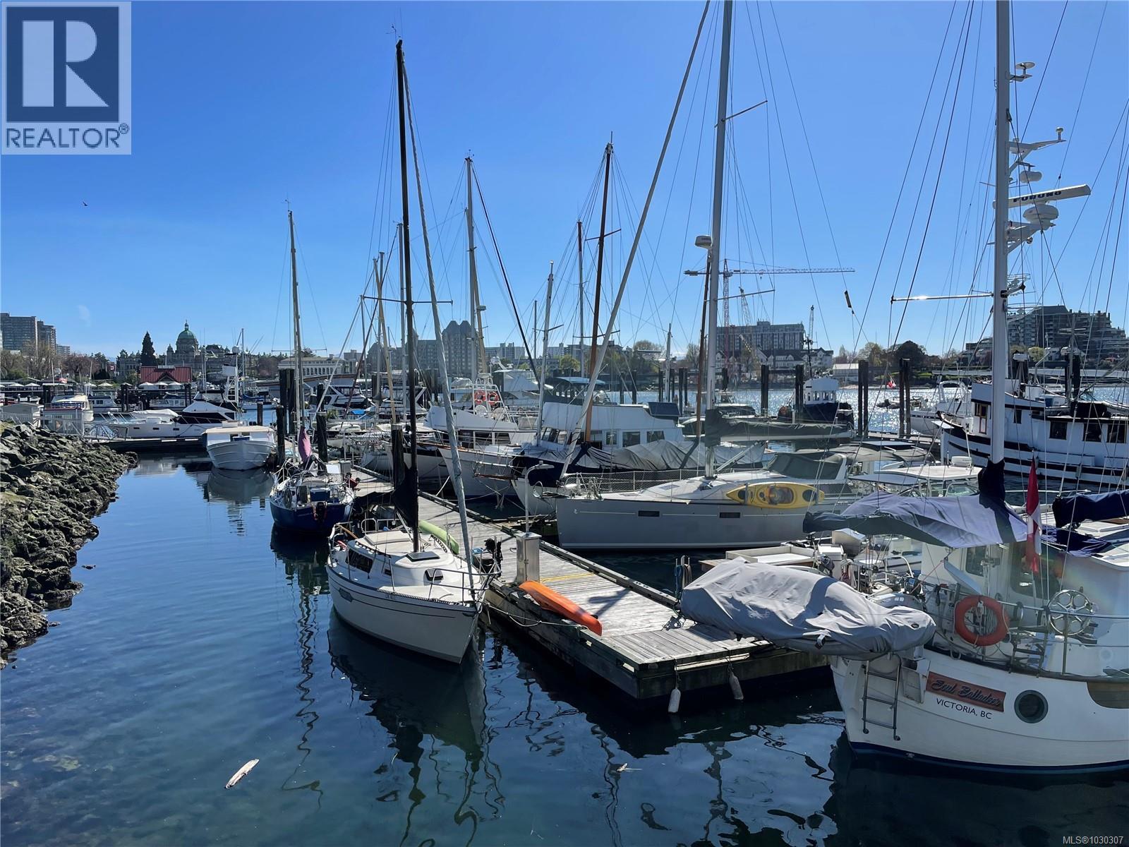 #303 1234 Wharf St - 3