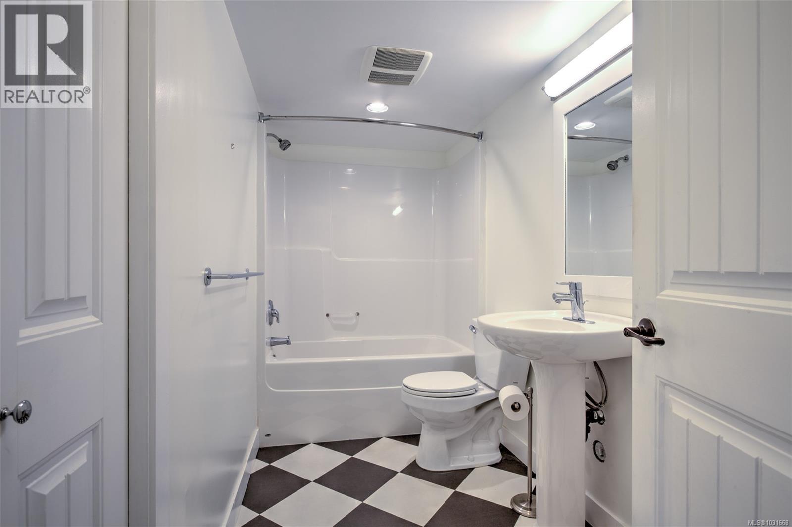 #9 5855 CHURCH RD - 14