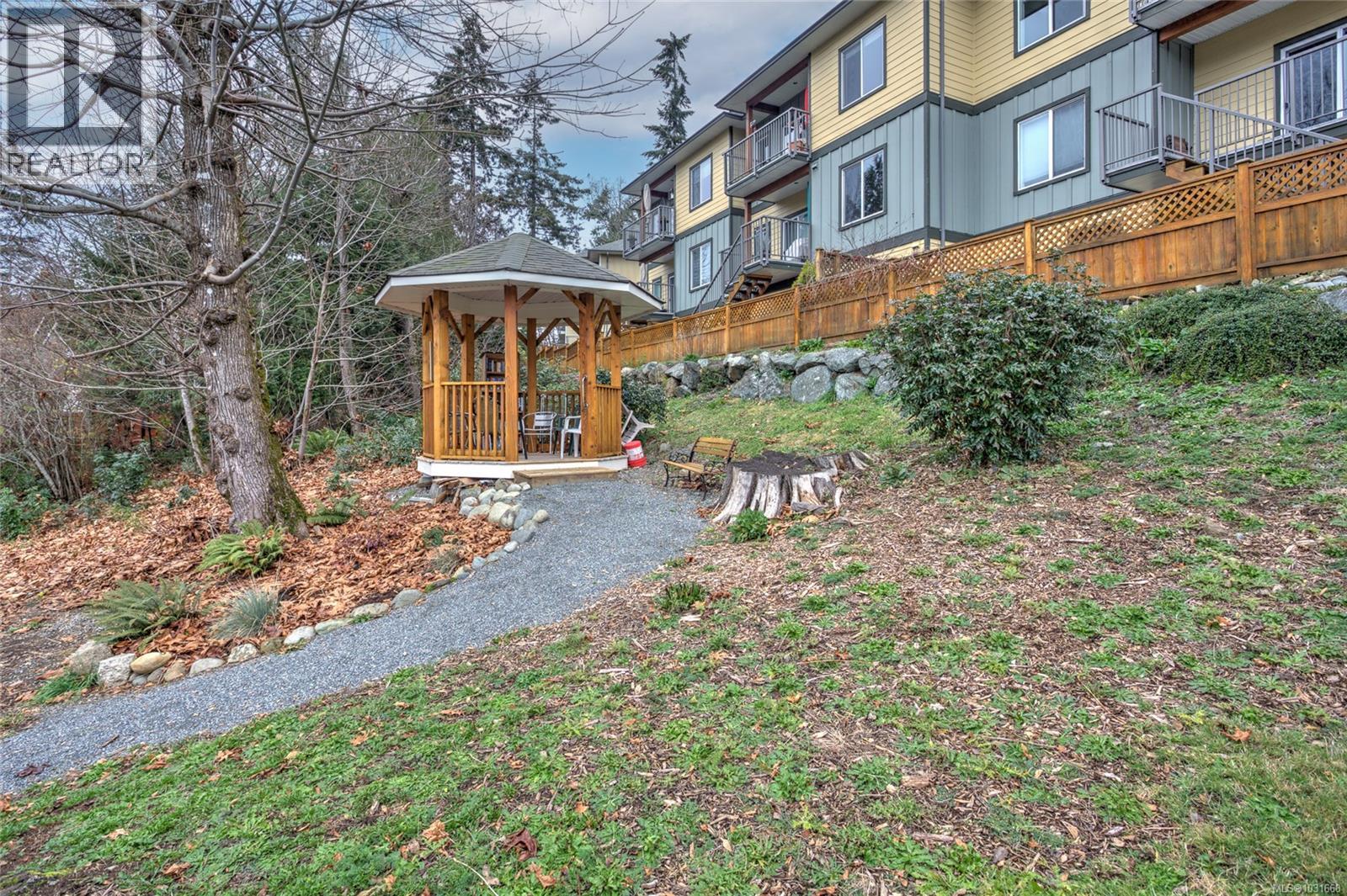 #9 5855 CHURCH RD - 21