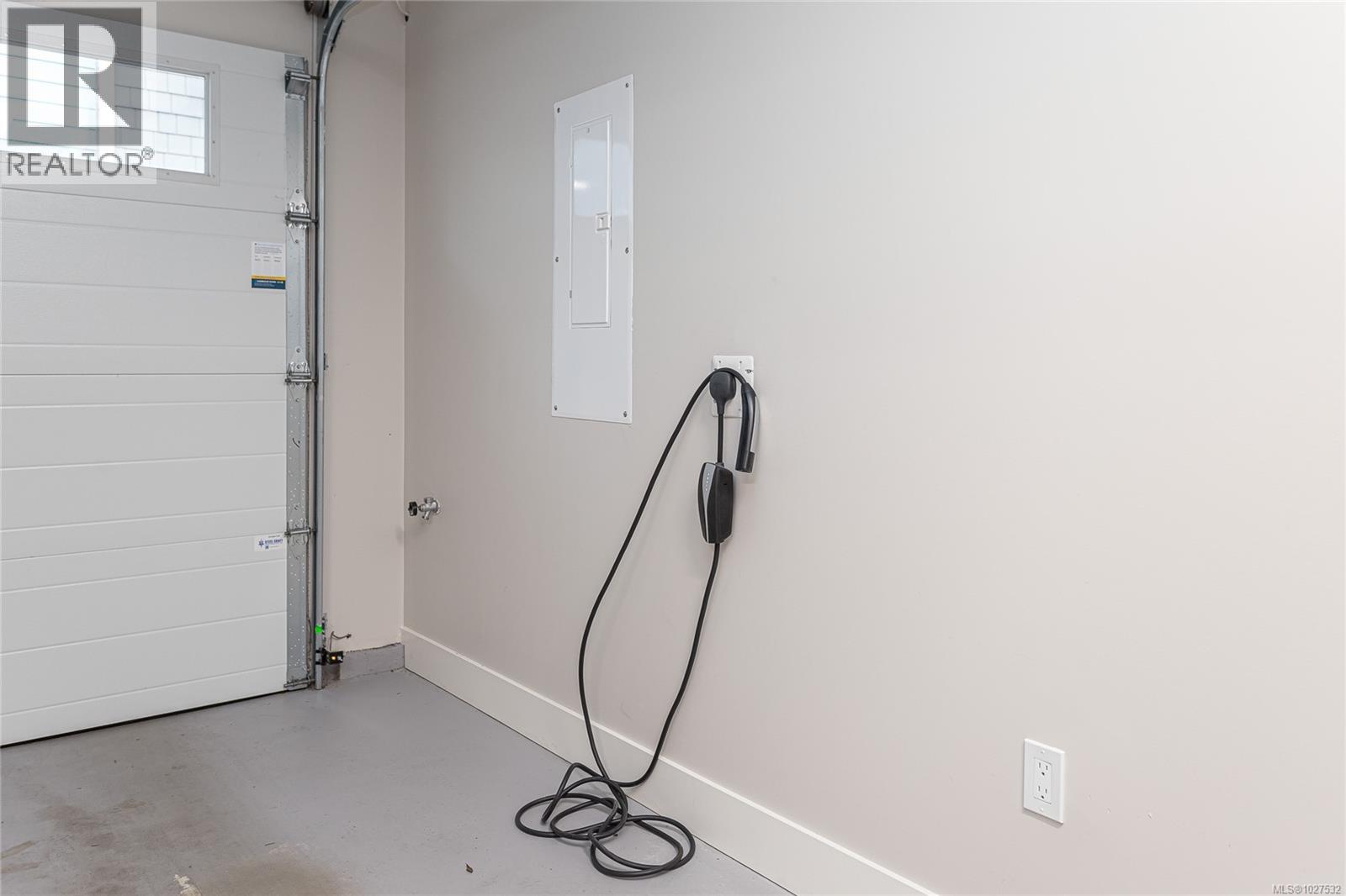 #13 10480 RESTHAVEN DR - 33