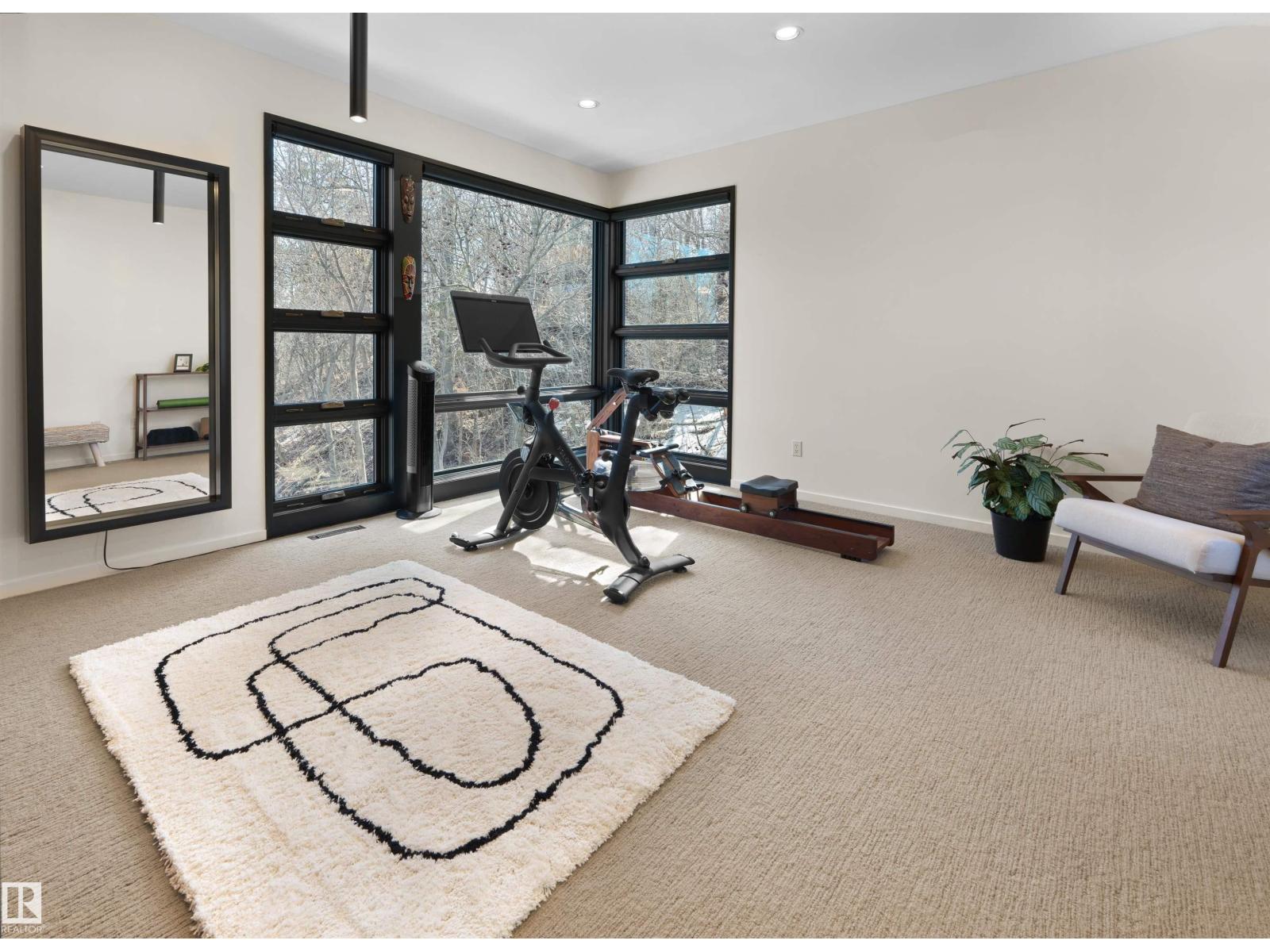 9651 87 AV NW, Edmonton