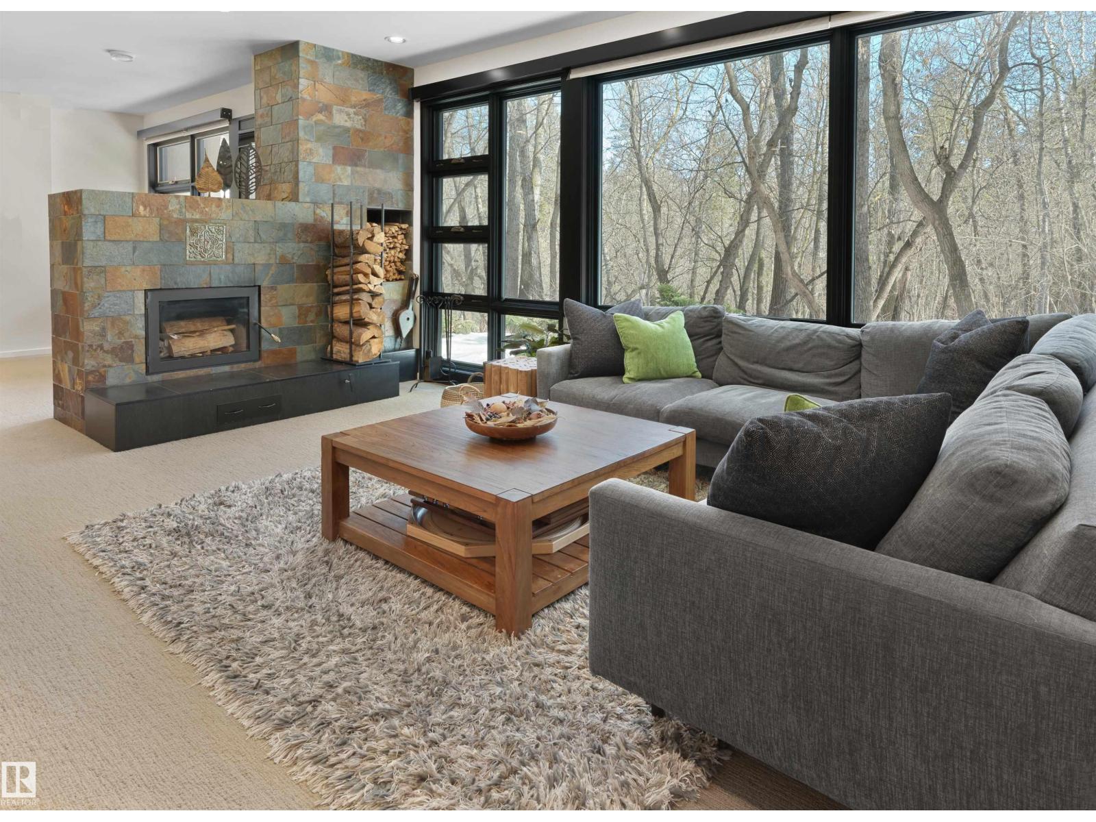 9651 87 AV NW, Edmonton