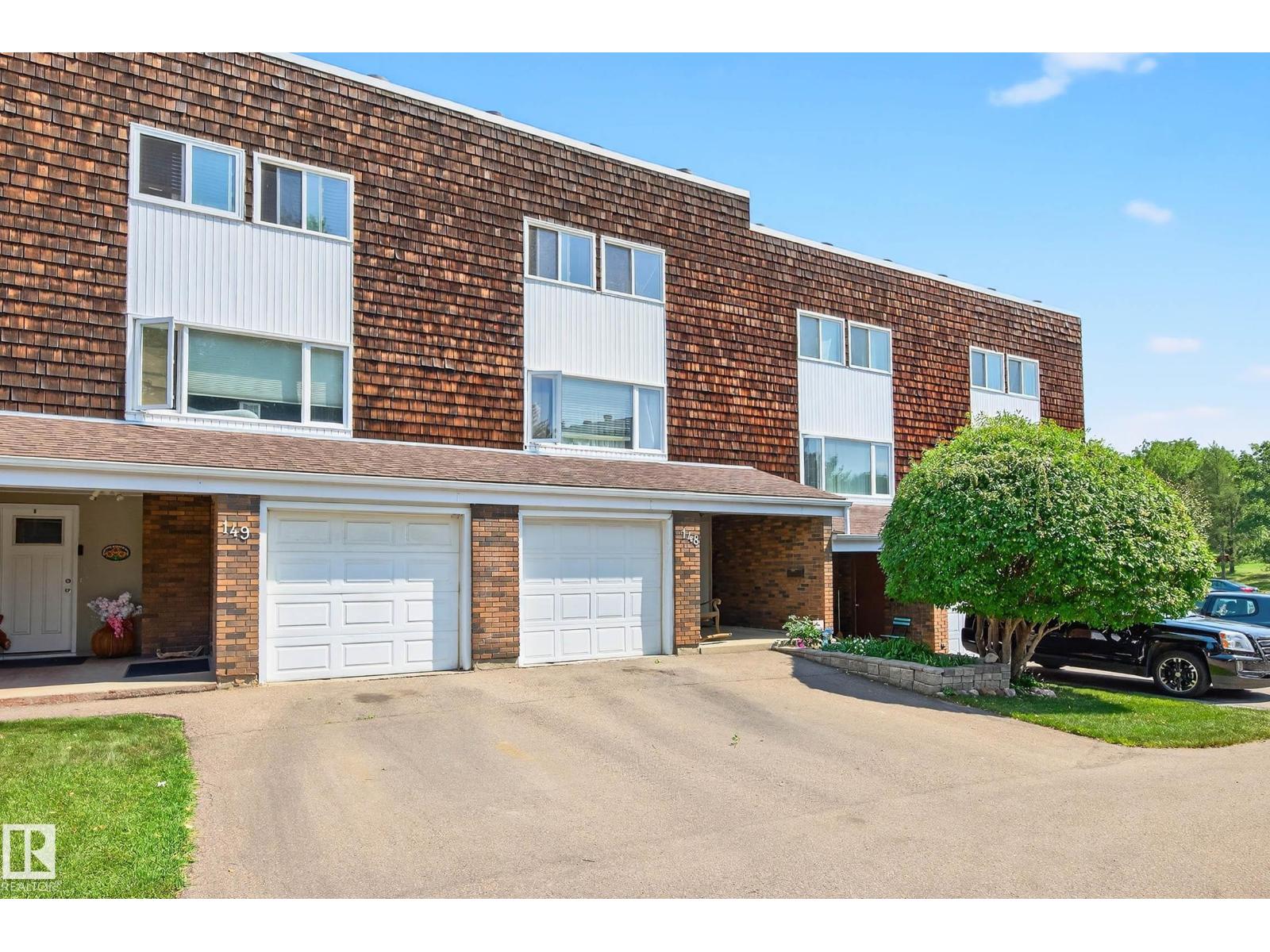 148 GREAT OA, Sherwood Park