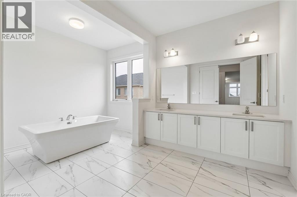 25 BELLFLOWER CRESCENT - 35