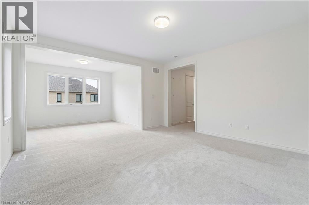 25 BELLFLOWER CRESCENT - 31