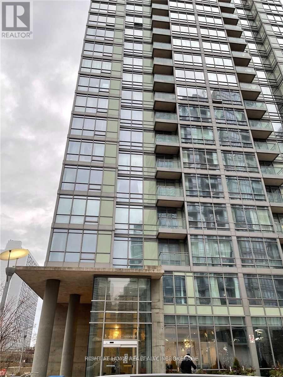 2006 - 5 MARINER TERRACE