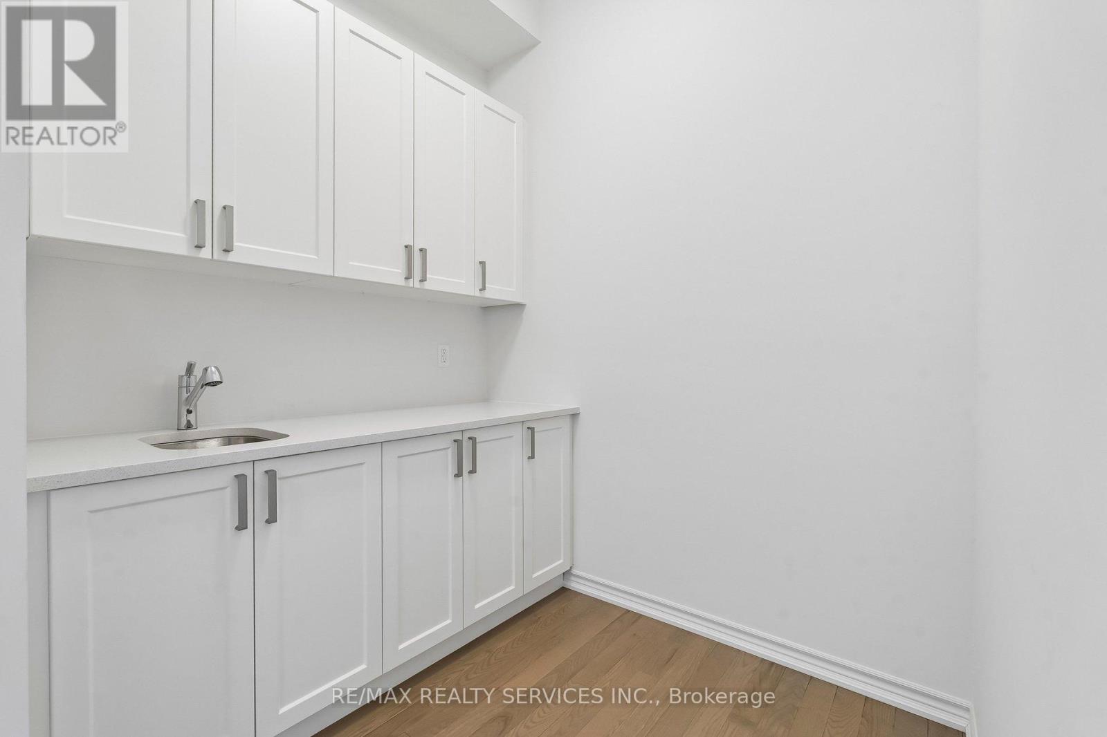 25 BELLFLOWER CRESCENT - 26