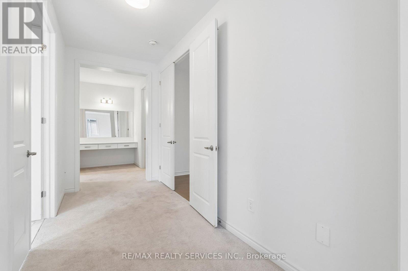 25 BELLFLOWER CRESCENT - 33