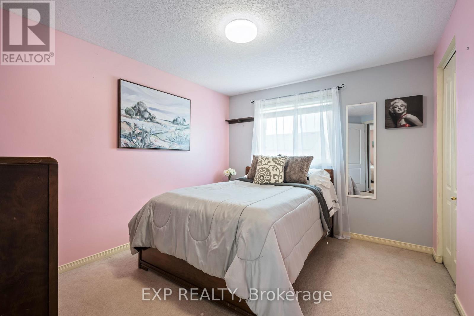 7 ROSE STREET — photo 30