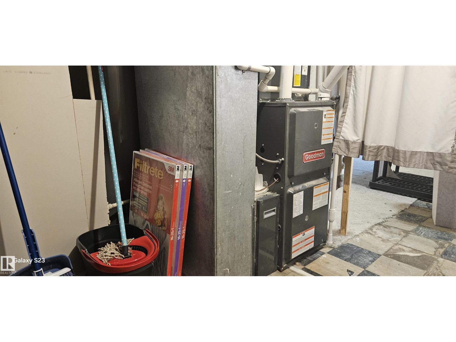 11702 79 ST NW NW, Edmonton