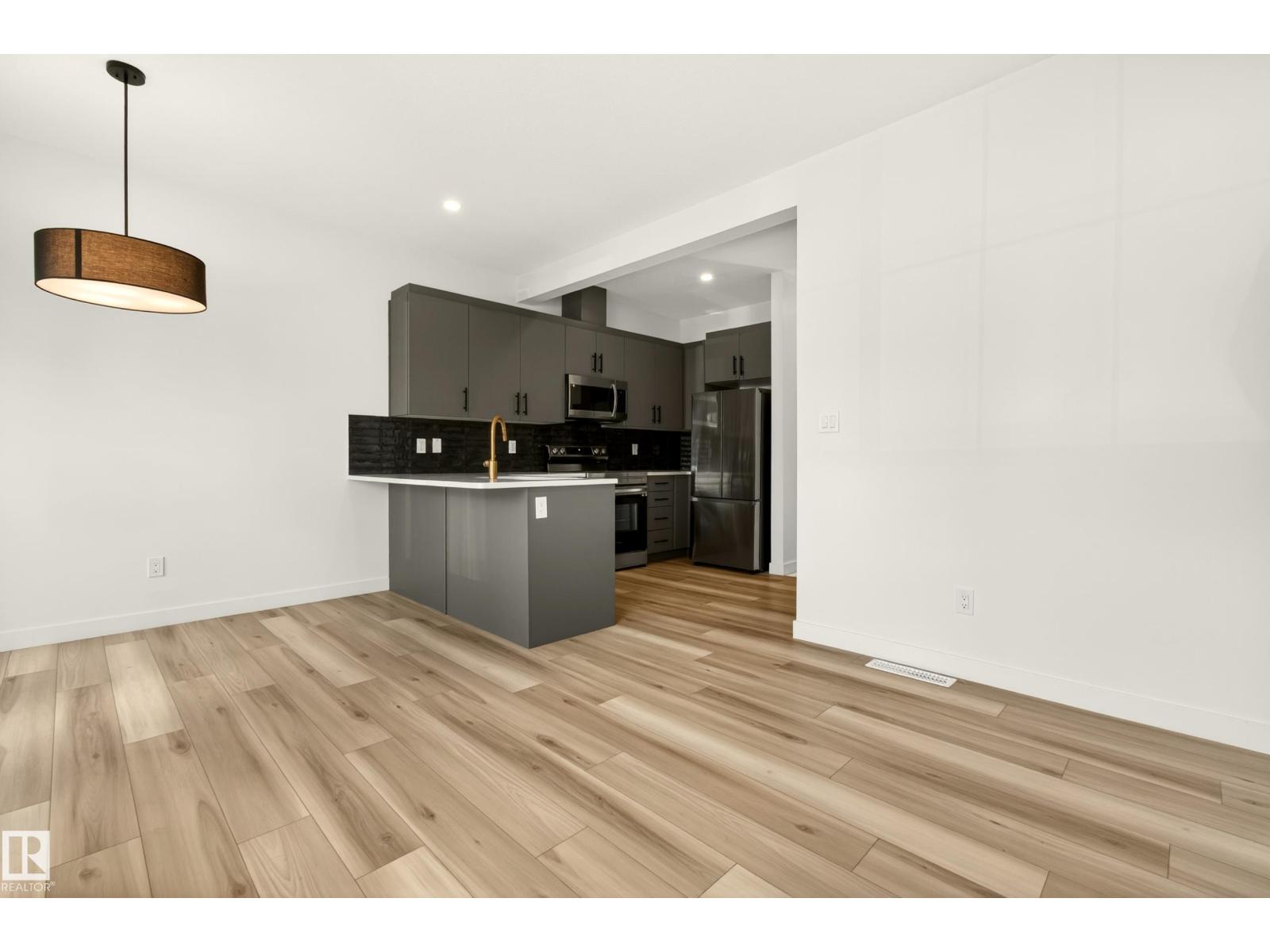 Unit 9 1910 Collip View SW, Edmonton