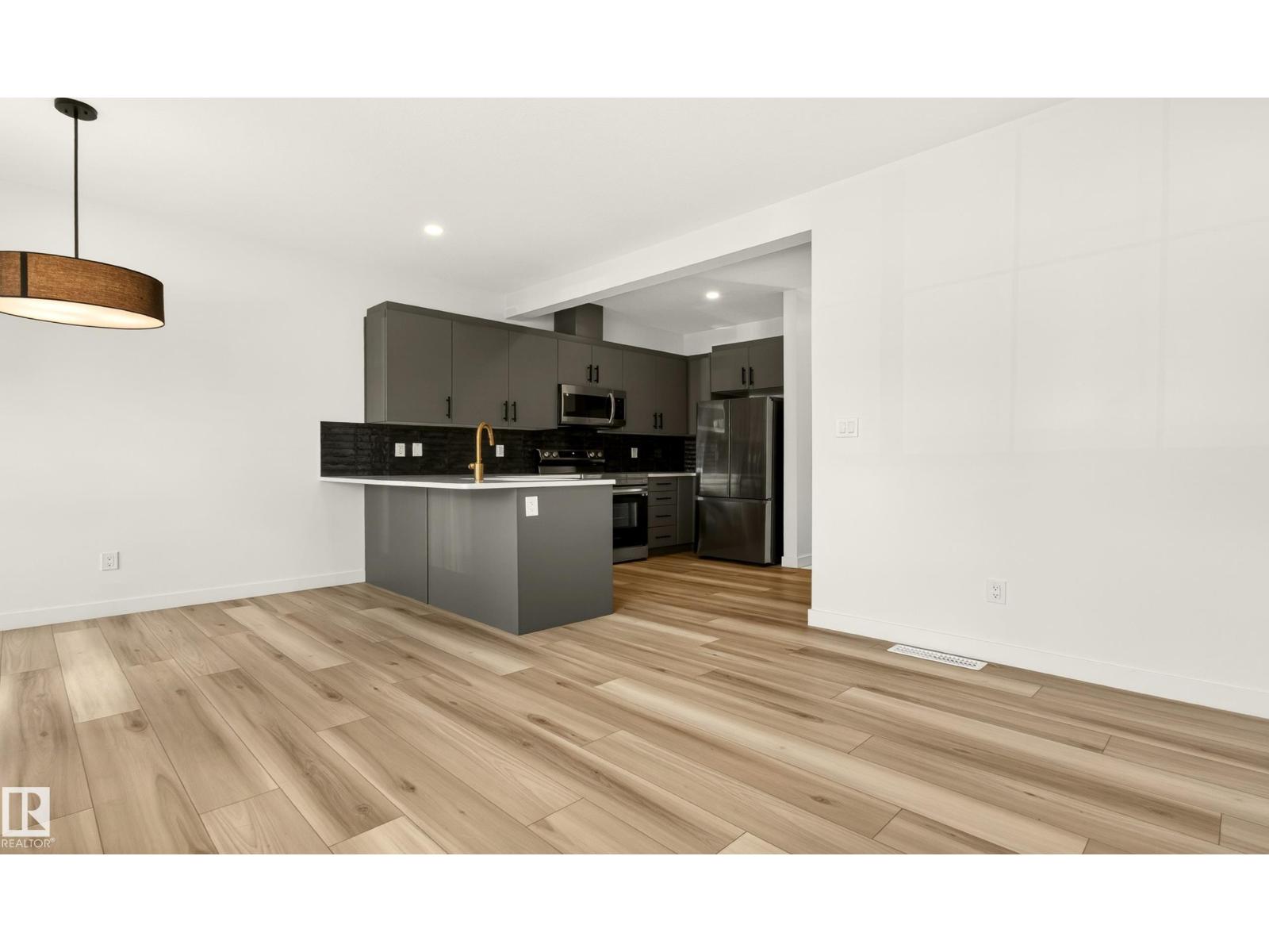 Unit 9 1910 Collip View SW, Edmonton