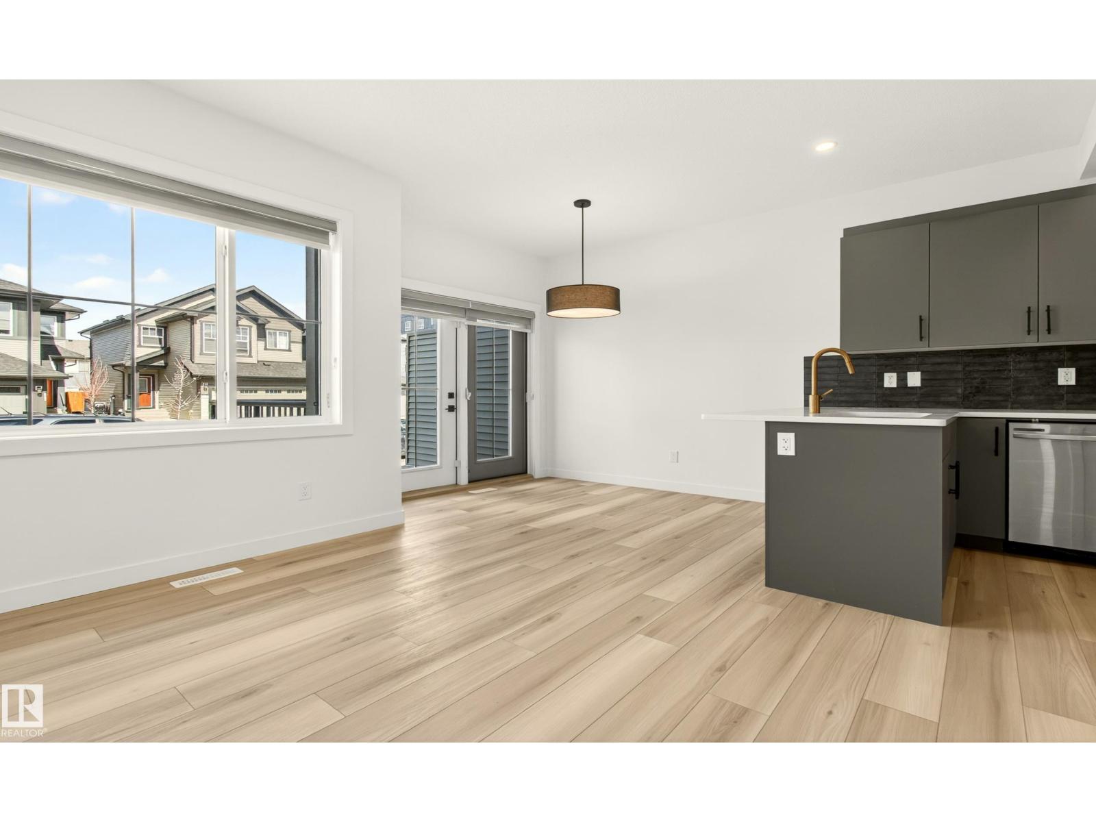 Unit 9 1910 Collip View SW, Edmonton