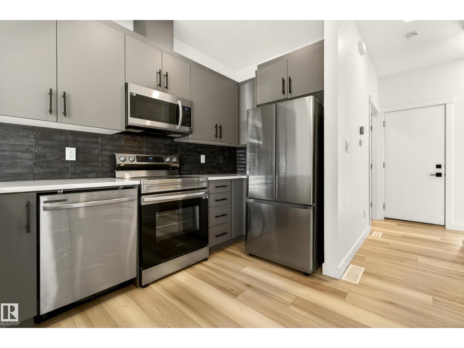 Unit 9 1910 Collip View SW, Edmonton