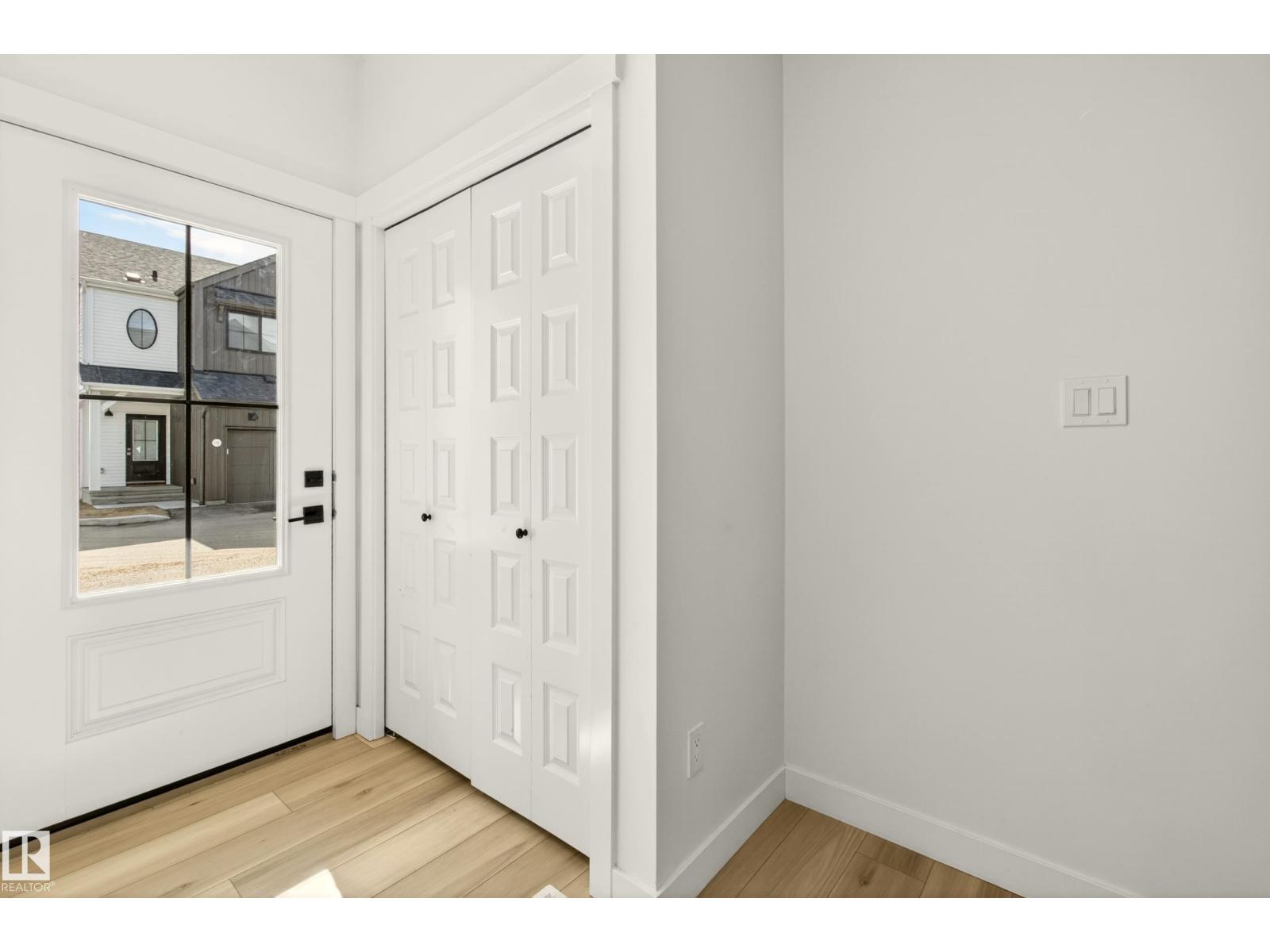 Unit 9 1910 Collip View SW, Edmonton